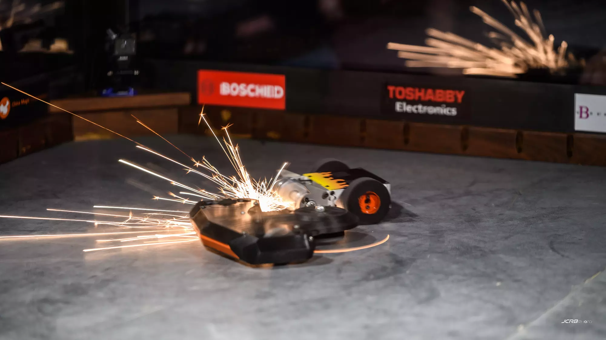 All-Day Robot Combat Tournament on March 26 at 10 a.m. - Second Medium