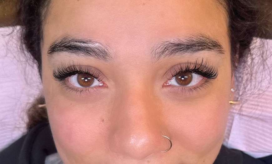 Image 6: Lash Perfection: Full Sets & Fills