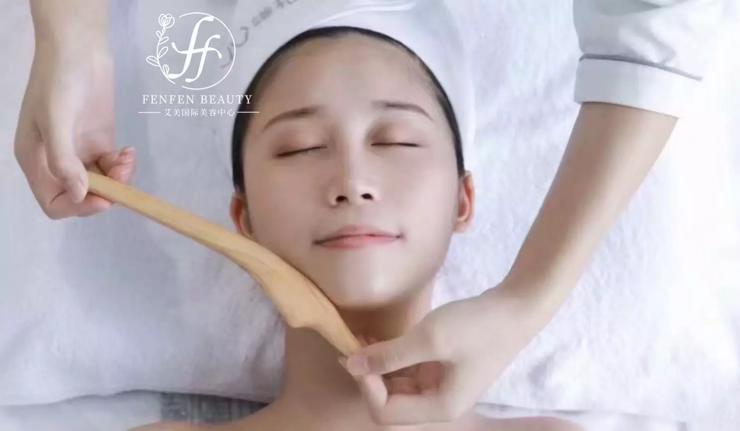 Up to 35% Off on Facial at FenFen Beauty