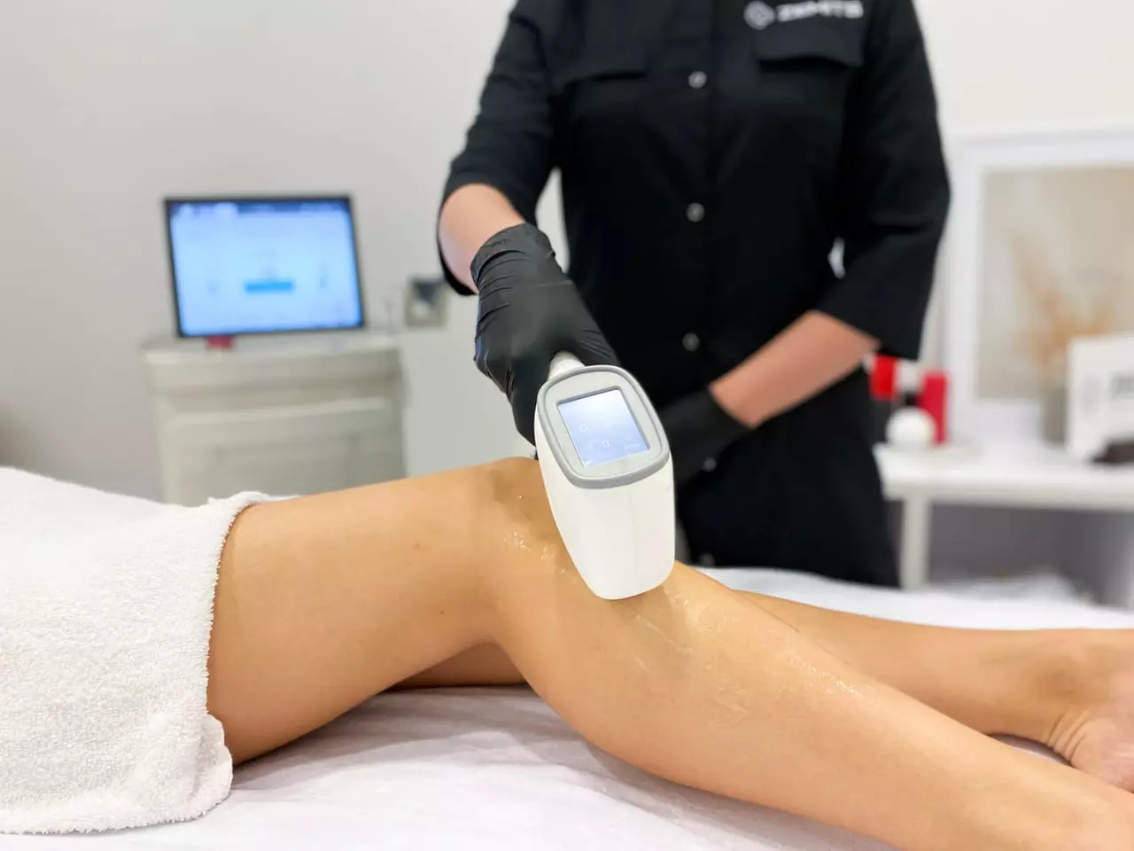 $100 or $200 Laser Hair Removal Gift Card at Shinique esthetics (Up to 20% Off) - Primary Image