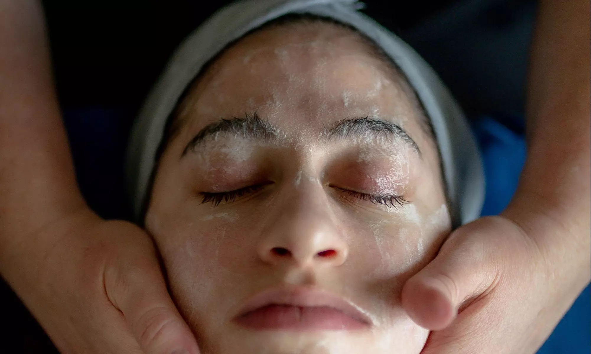 Relax w/ Spa Li Day w/ Optional Le Foot & Le Hand w/ Optional Facial 
