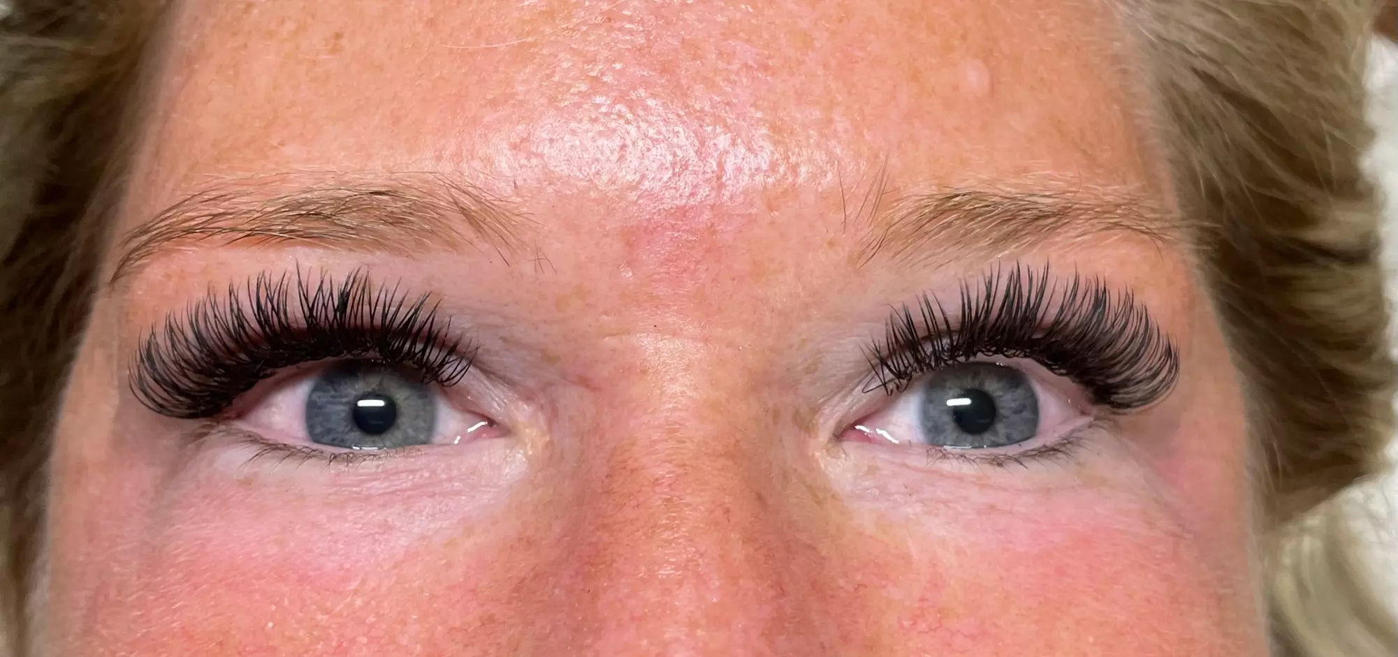 Up to 35% Off on Eyelash Extensions at Onyx Beauty Vault - Second Medium