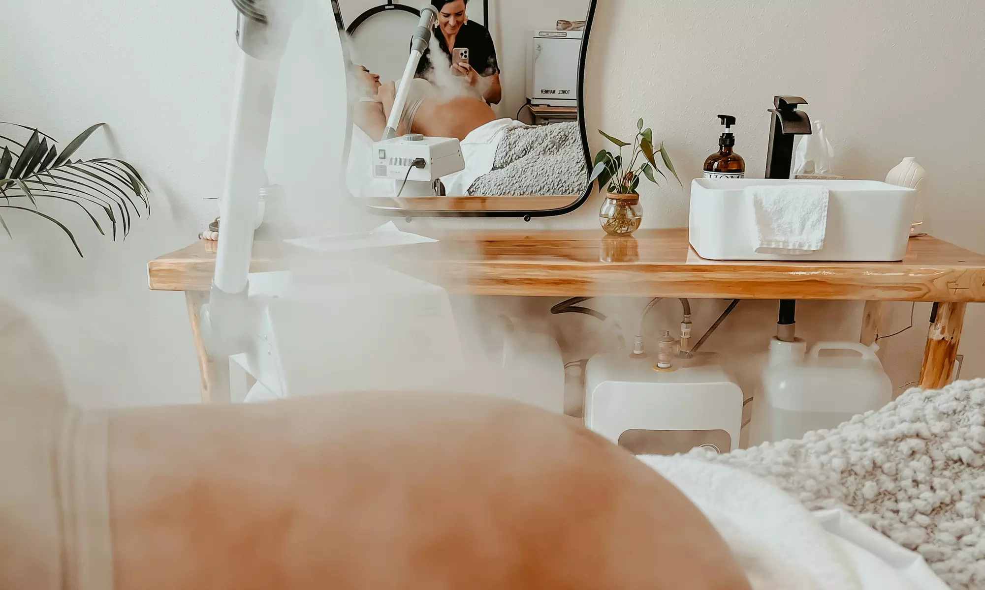 Up to 30% Off on Moisturizing Facial at Alohi Aesthetics - Second Medium