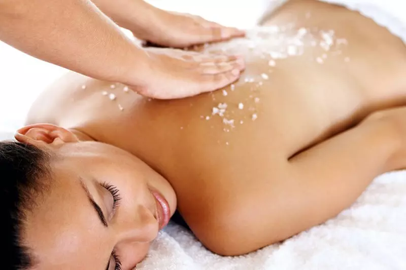 Up to 10% Off on Full Body Massage at Oasis wellness center - Second Medium