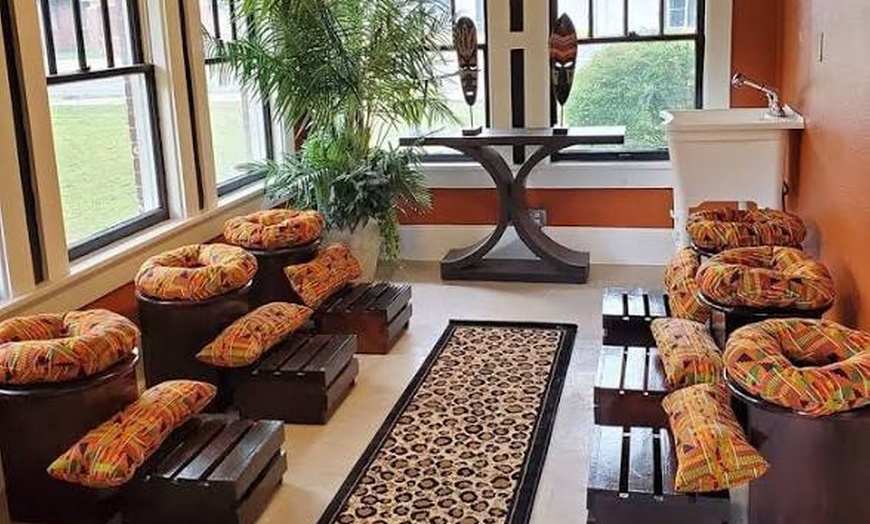 Image 2: Up to 55% Off on Bath - Steam at Renew U Lounge