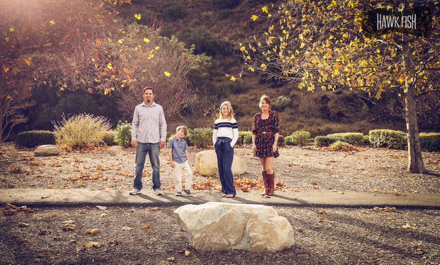 Image 1: Capture Beautiful Moments with a 30-minute Mini Outdoor Photo Shoot