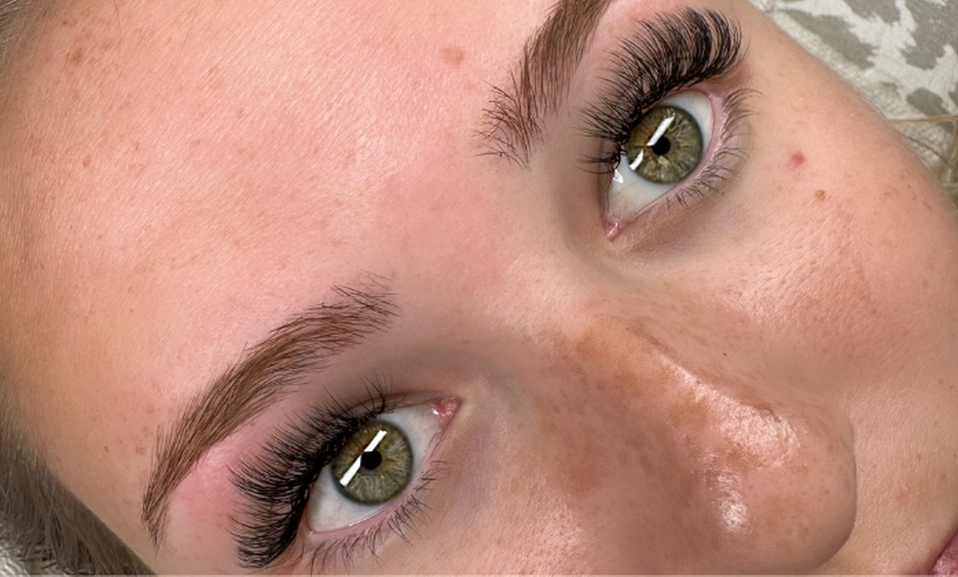 Image 2: Up to 60% Off on  at eyelash by emi