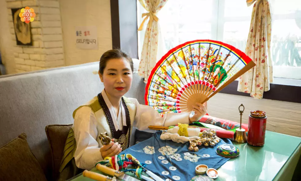 Unlock Your Future: Dive into the Mystical World of Fortune Telling!