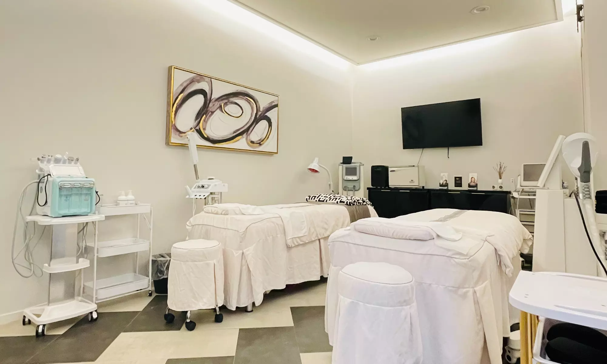 Up to 60% Off on Chemical Peel at Revive Beauty Aesthetics