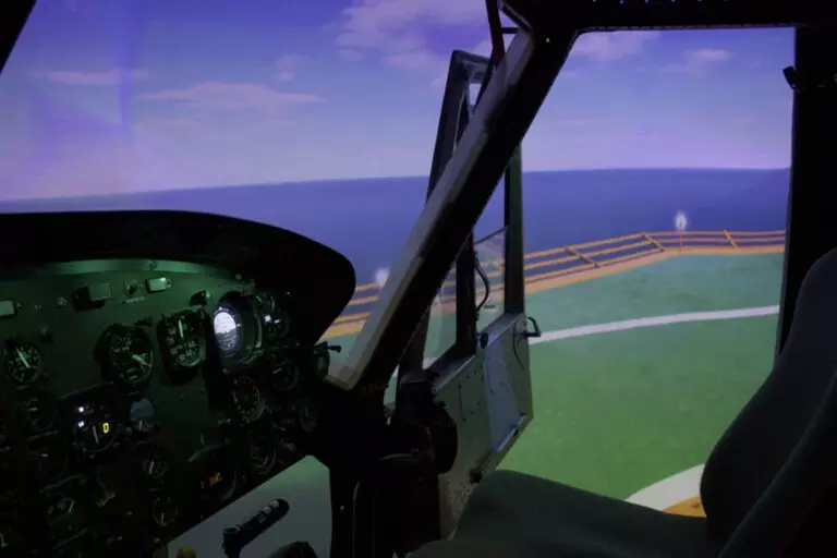 60 od. 90 min Hubschrauber selber fliegen bei SFM (Bis zu 30%)