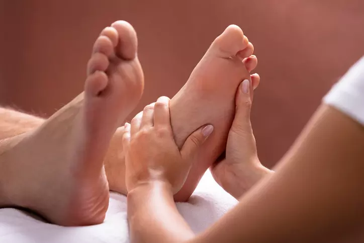 Réflexologie ou massage