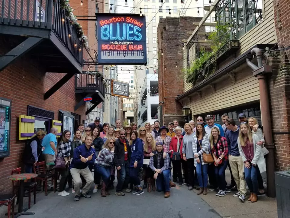 Up to 20% Off on bar/pub Crawl at Hick Chick Tours - Second Medium