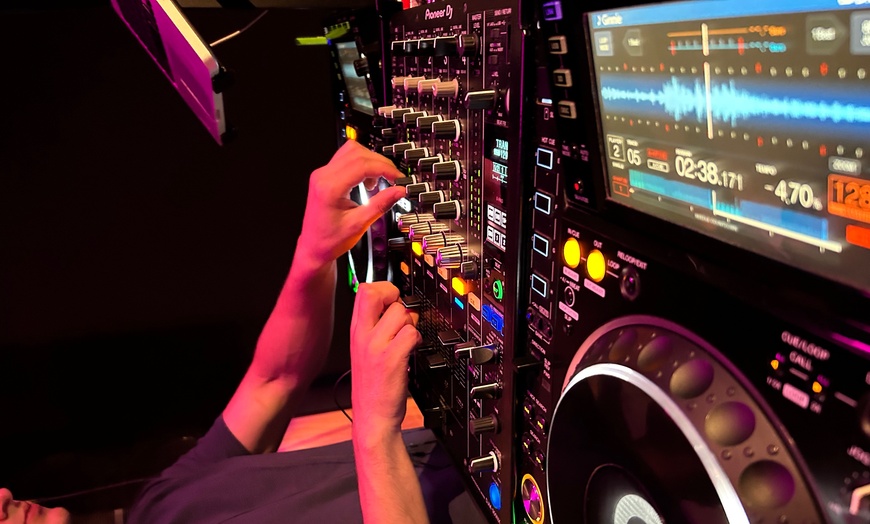 Image 4: Up to 45% Off on DJ / AV Course at Melodies Dj Academy