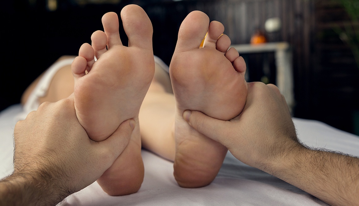 Relax with a 30-Minute Foot Massage & Reflexology Treatment