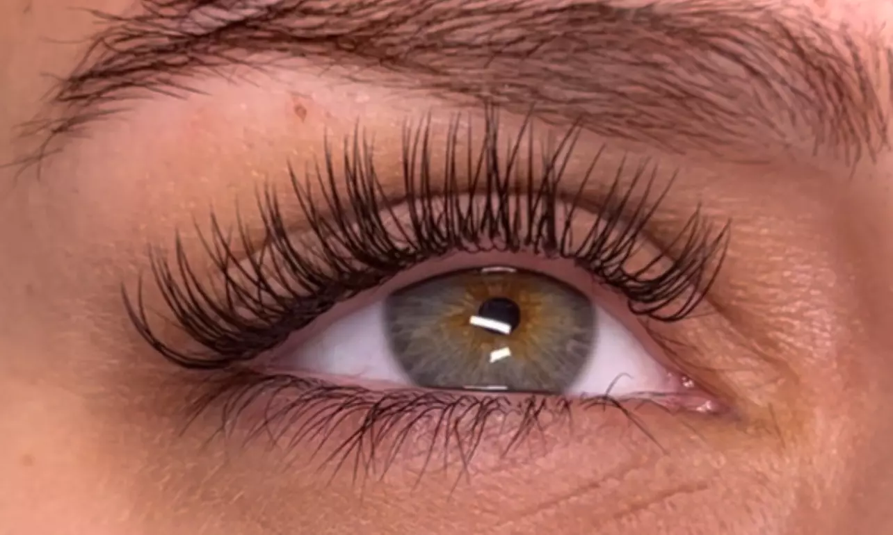 Unlock Your Glam: Transform Your Look with Stunning Eyelash Extensions
