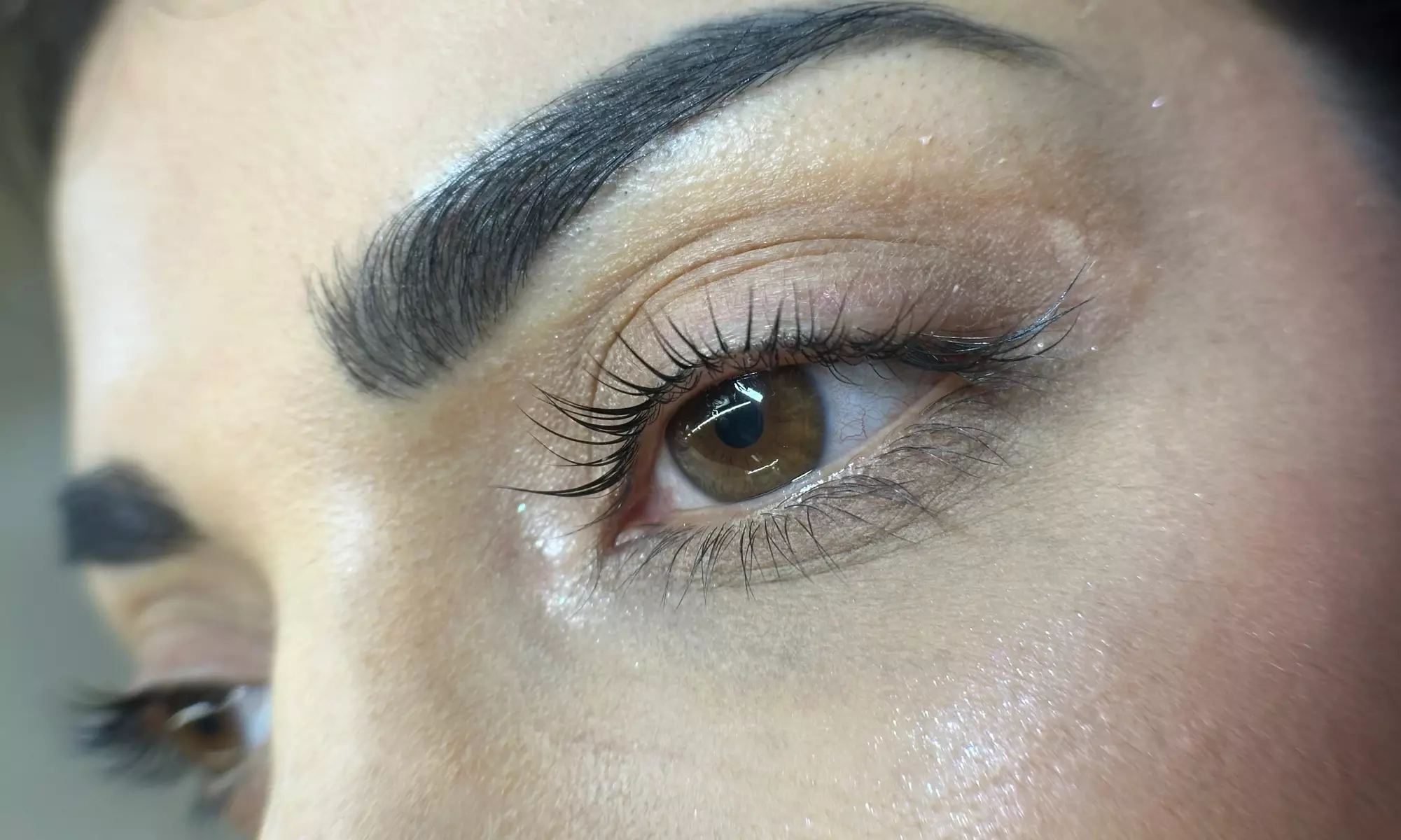Unlock Stunning Eyes: Elevate Your Look with an Eyelash Lift/Tint!