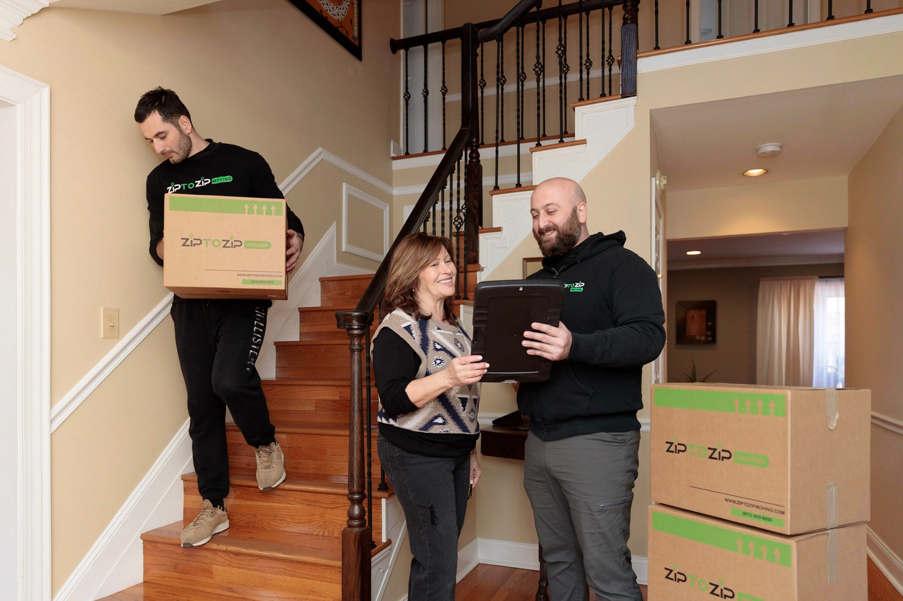 Three hours of moving with three movers and a truck service