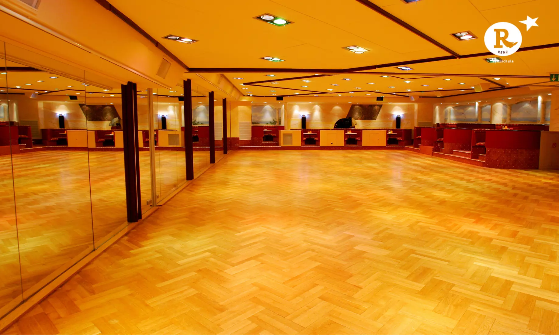 4x Discofox- oder Salsa-Anfänger-Kurs oder 1 Monat unbegrenzte Kurse