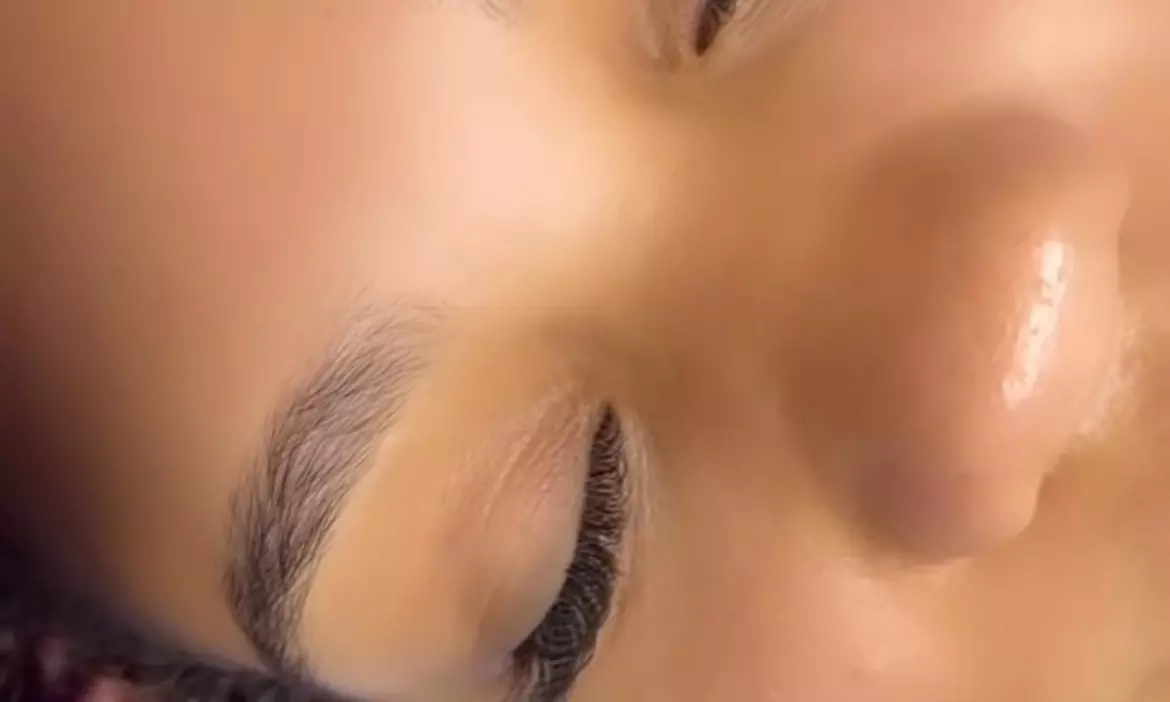 Up to 34% Off on Eyelash Extensions at Whip’s Lash - Second Medium