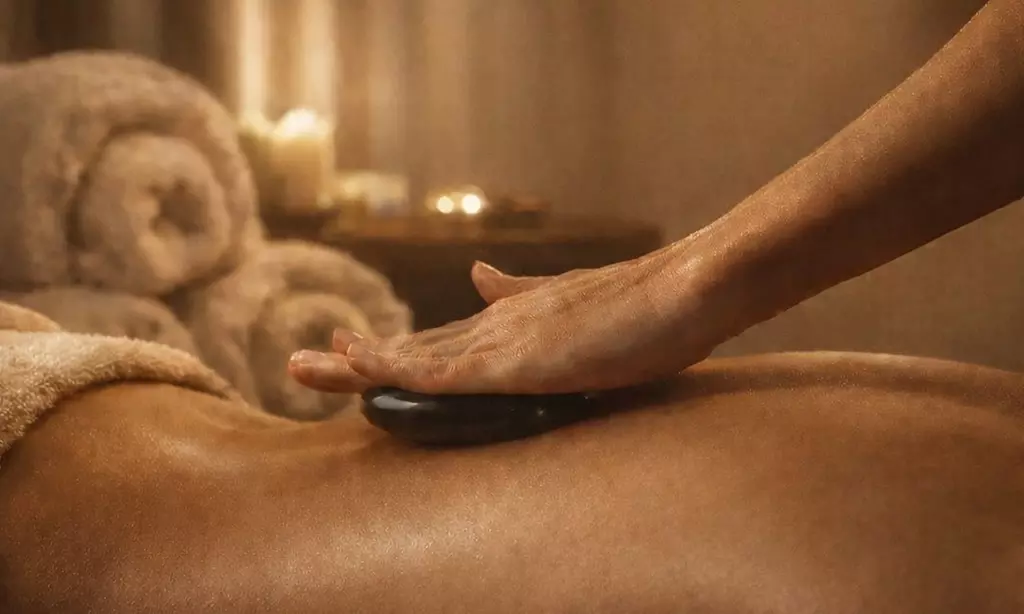 60 or 90 Minute Couples or Fusion Massage w/ Hot Towels and Hot stones