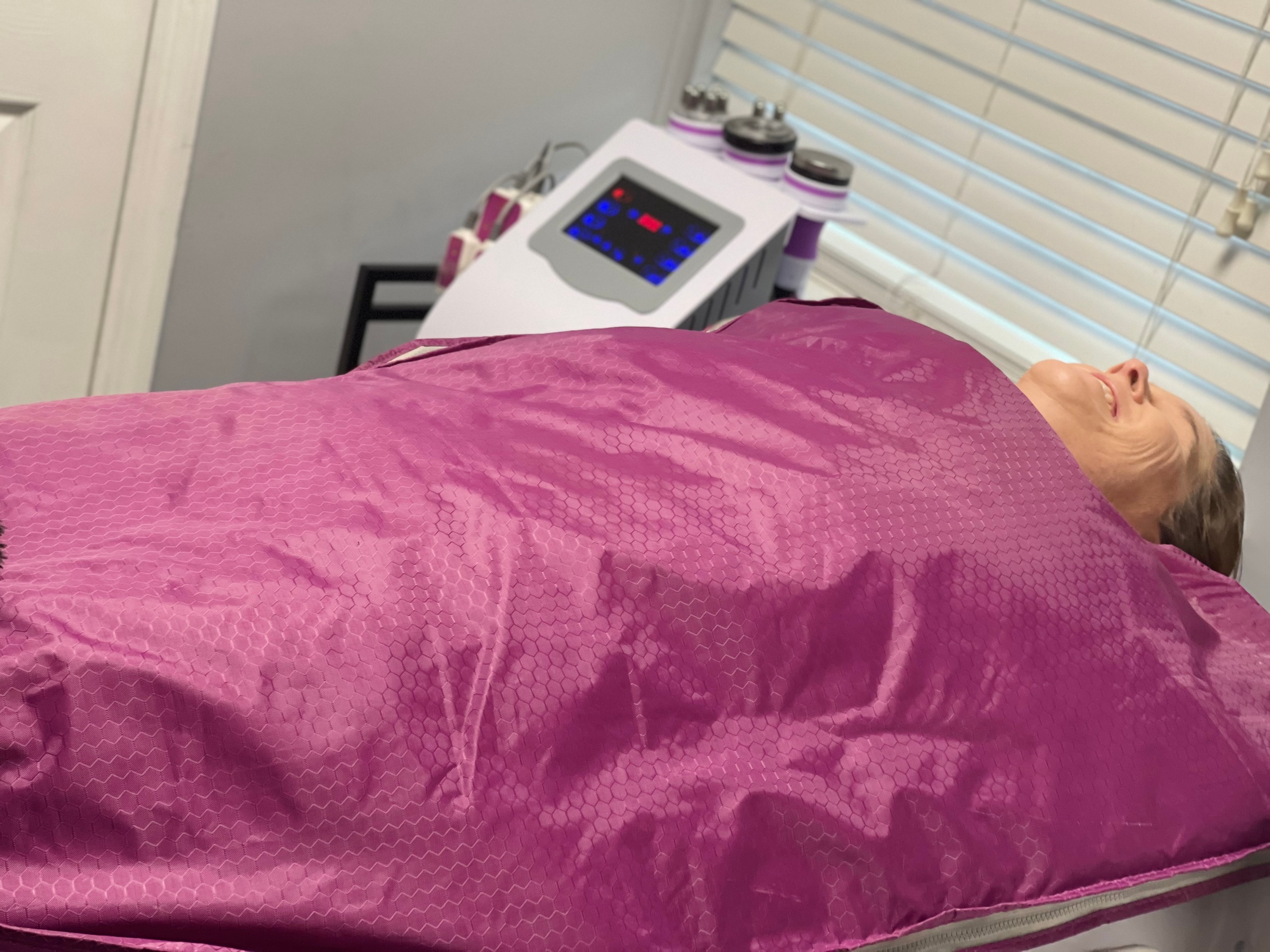 Sauna Weight Management Treatment at Vividvesthetics skin&body
