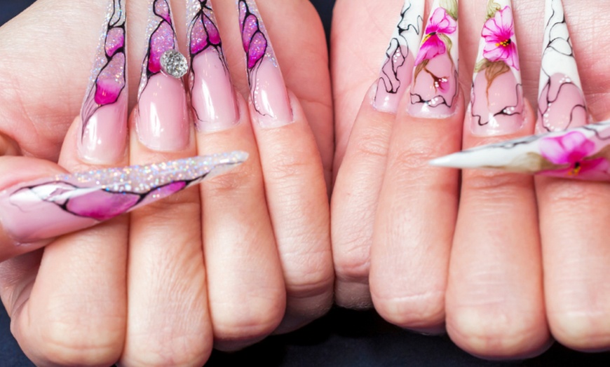 Image 1: Up to 46% Off on Acrylic Nail Technician Course