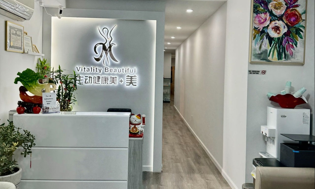Up to 50% Off on Aroma Oil Massage at VITALITY BBT SPA - Primary Image