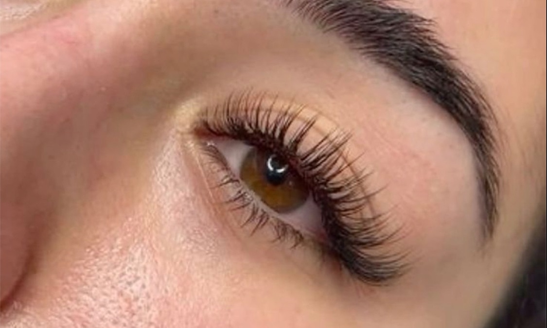 Get Gorgeous Lashes with Divine, Hybrid or Mega Volume Extensions