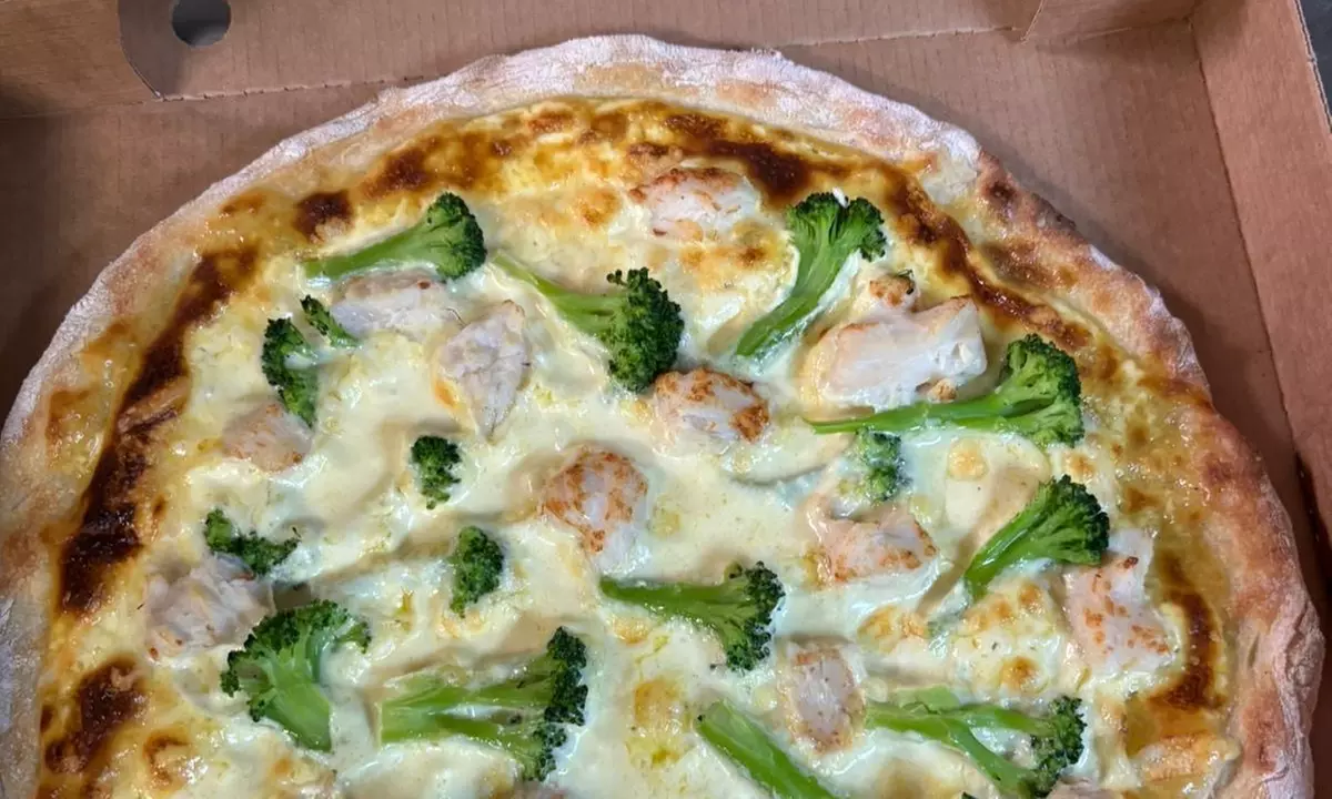 Ein Fest für den Gaumen: All-you-can-eat Steinofen Pizza