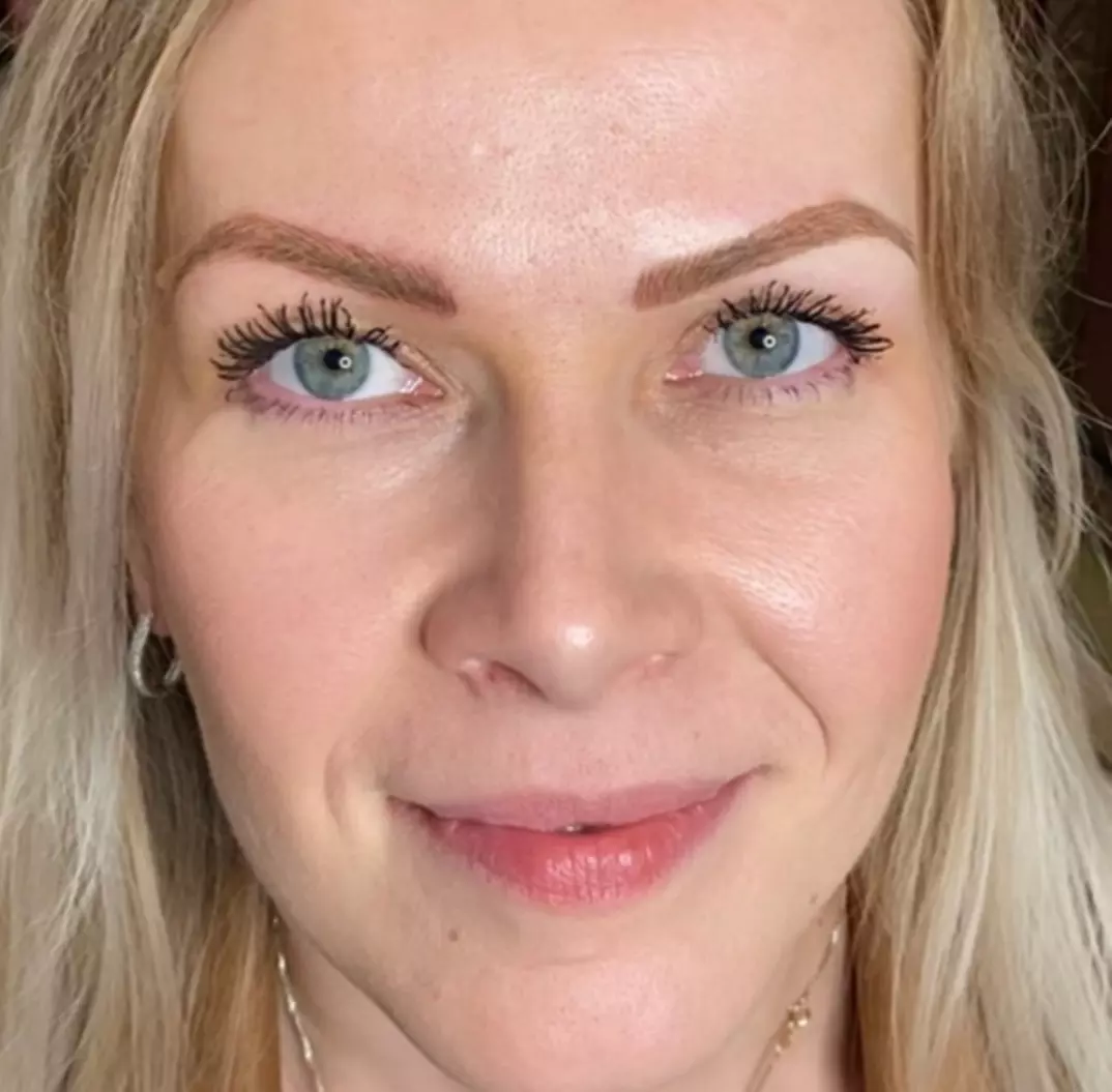 Experience Naraz Beauty Gallery's Permanent Makeup Options for Brows & Eyes with Up to 50% Off