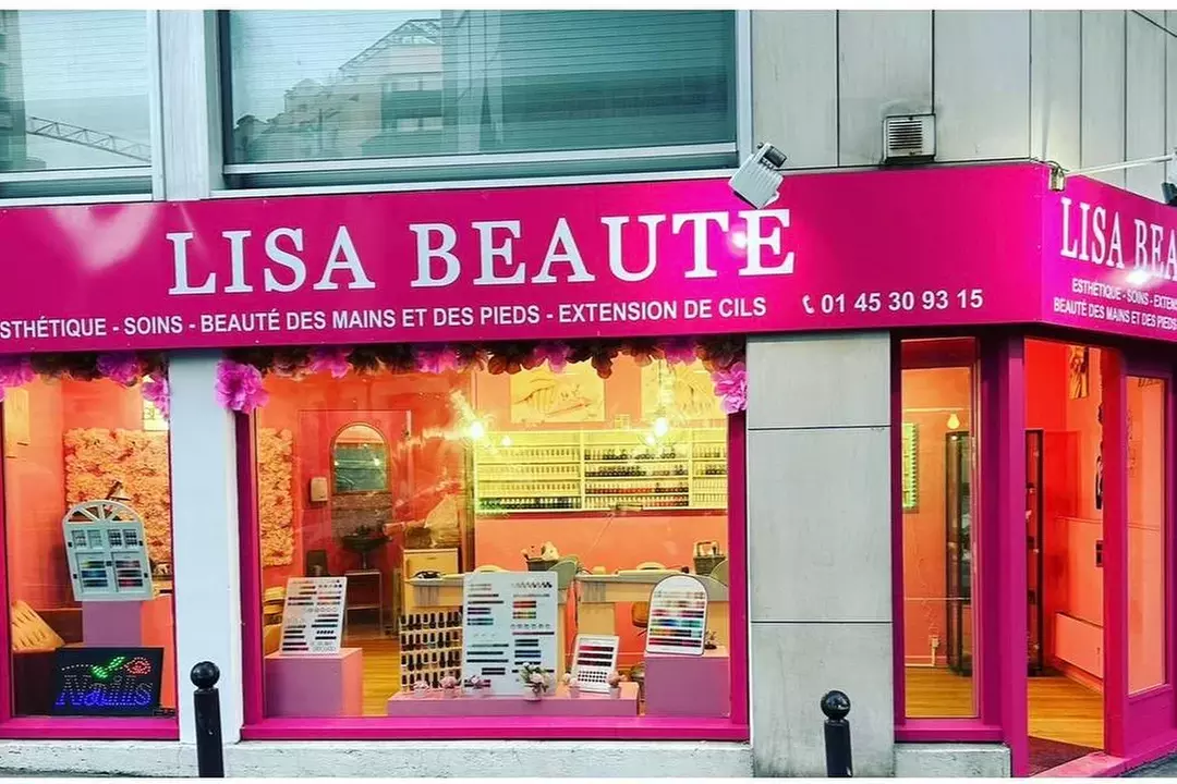 Beauté du regard avec Lisa Beauté