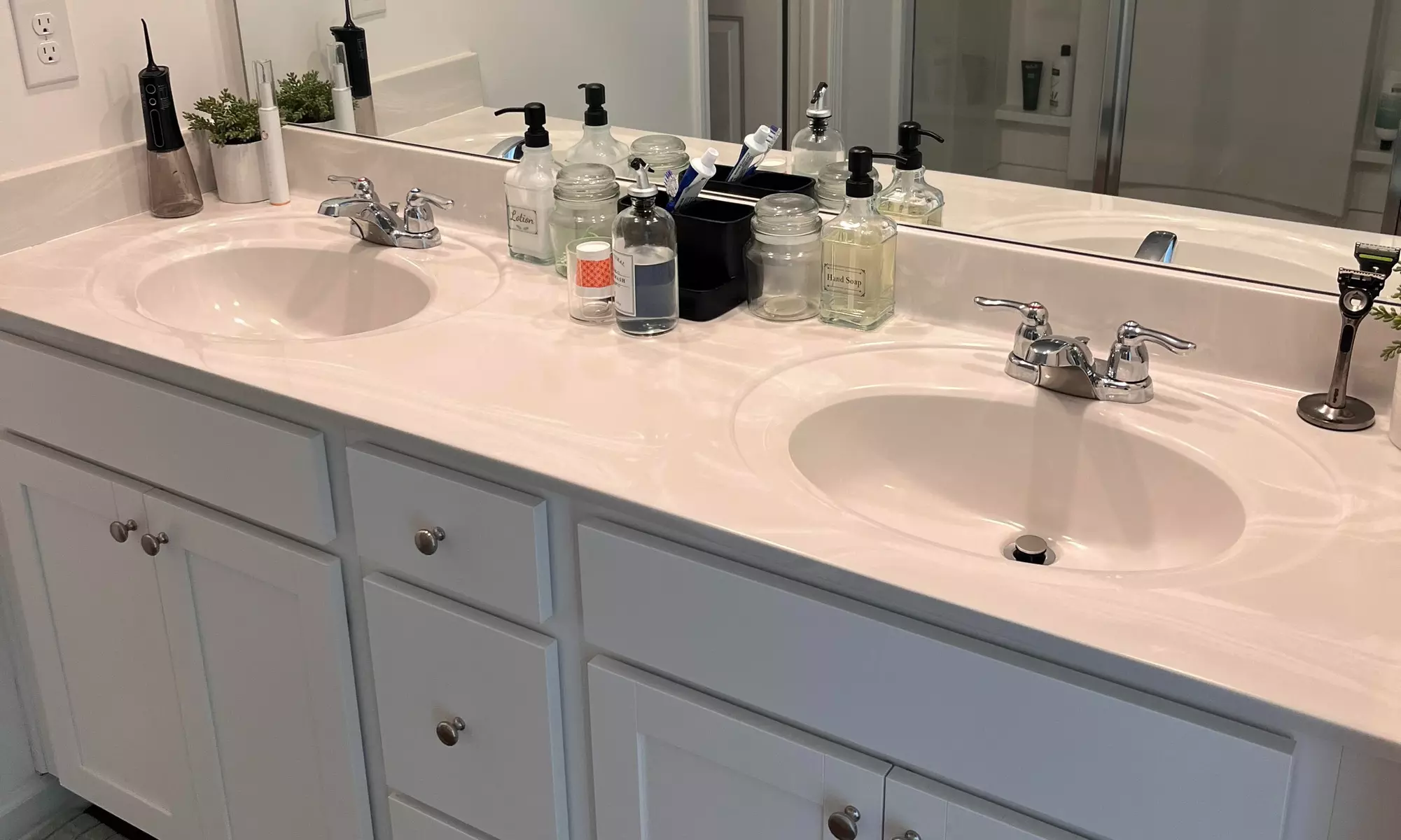 Experience up to 35% off with Peachy Clean & Cuisine's varied cleaning options for every home size and preference - Primary Image