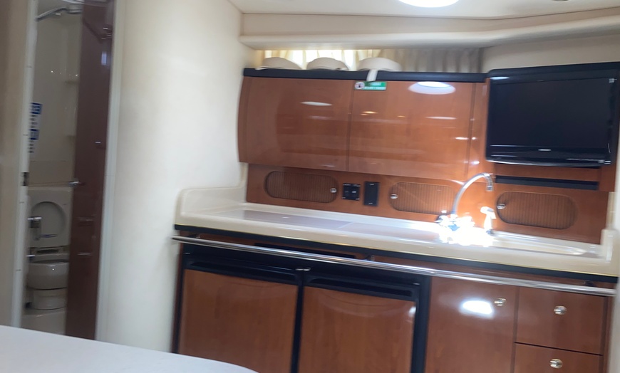 Image 8: Luxury Yacht Cruises & Boat Parties on Miami Waterways