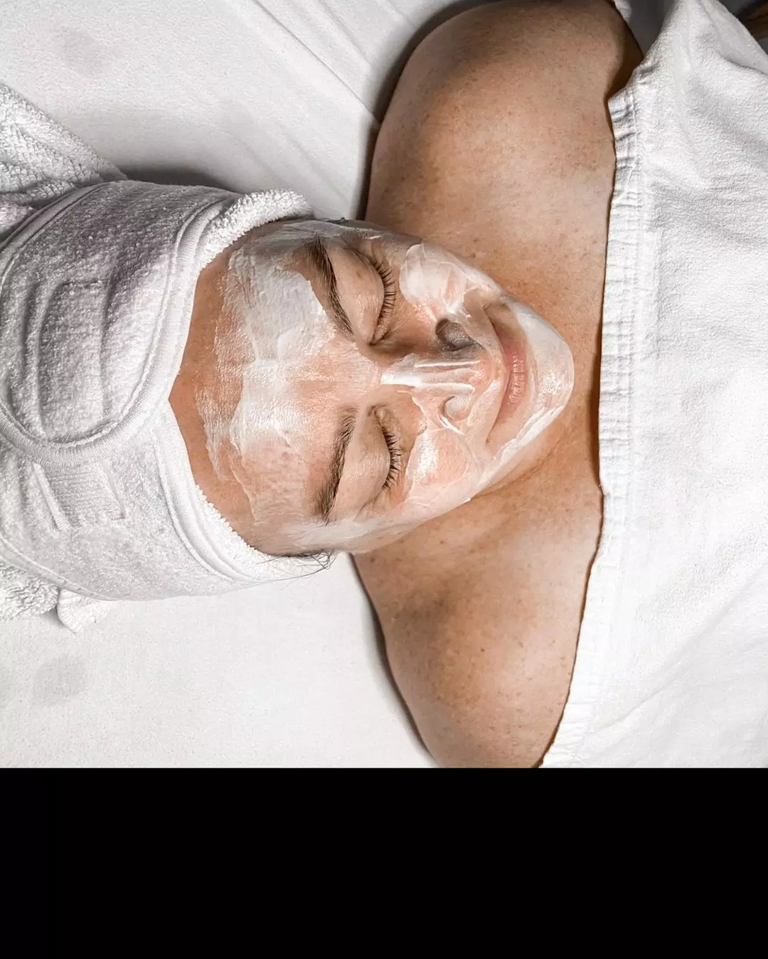 Up to 60% Off on Exfoliating Facial at MOGO Salon Academy - Primary Image
