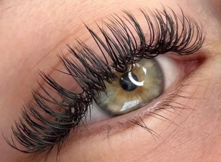 Get Fuller, Longer Lashes with Eyelash Extensions