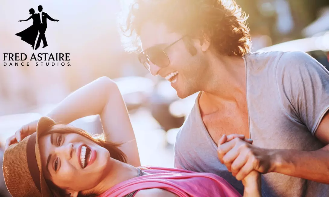 Join Private & Group Dance Lessons For All Experience Levels