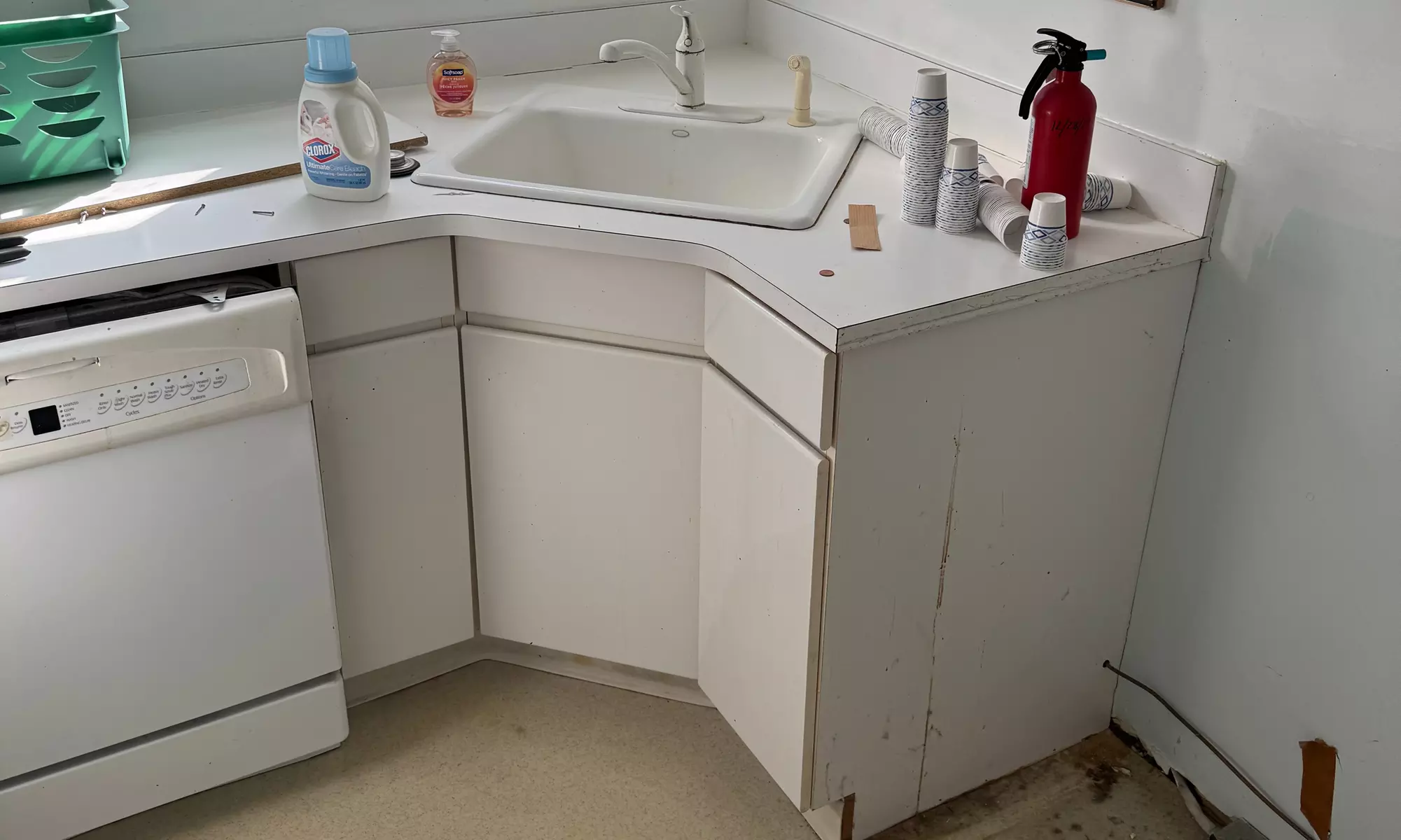 Quick and Reliable with 2 or 4 Hours of Standard Handyman Services