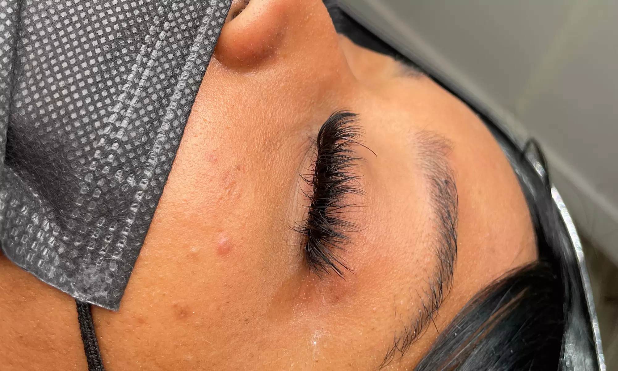 Transform with BabyFaceLashes' Mink Eyelash Extensions in the Spring Sale with up to 40% off - Second Medium