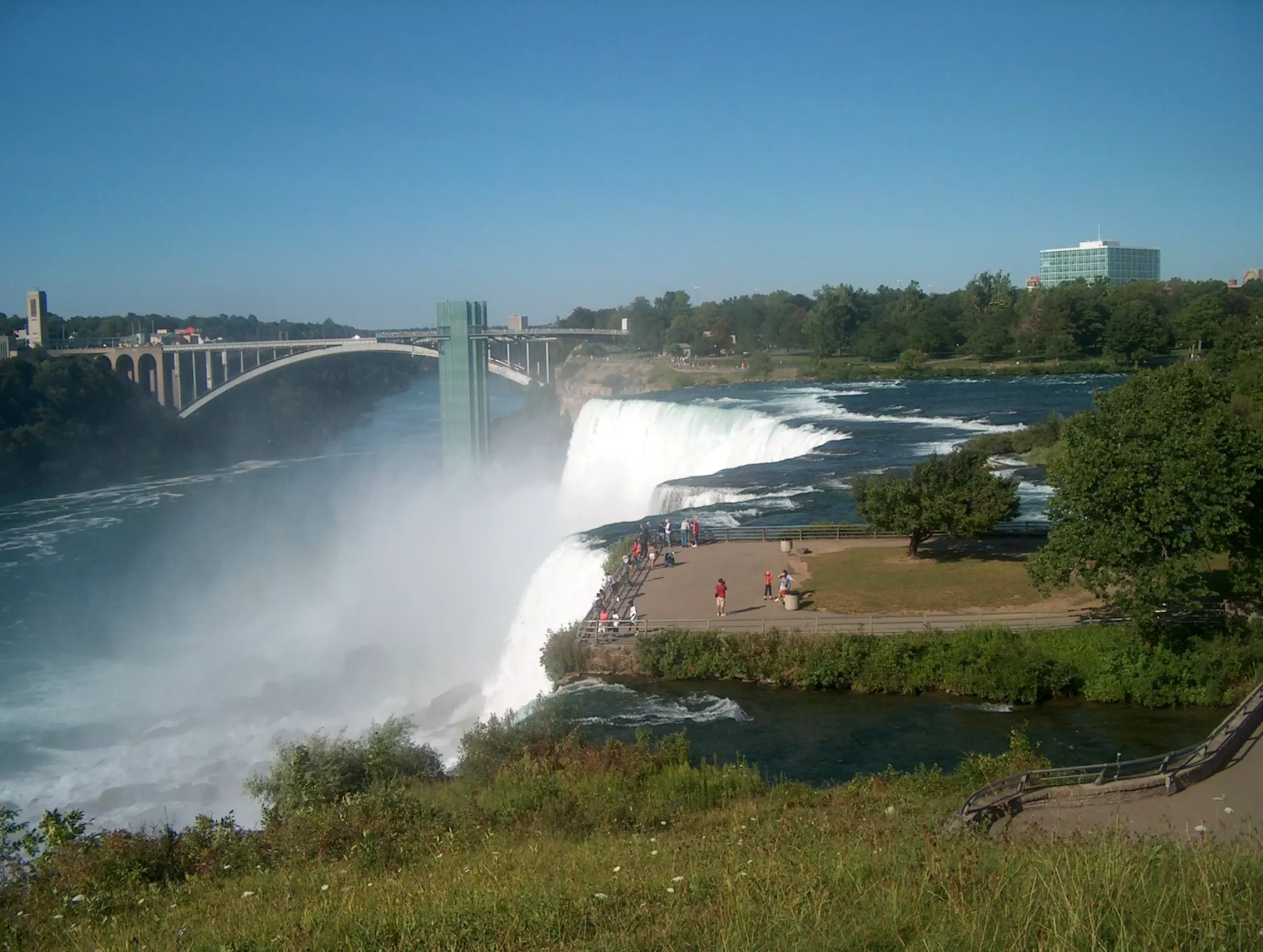 Up to 21% Off on Walking Tour at Gray Line Tours - Niagara Falls - Primary Image