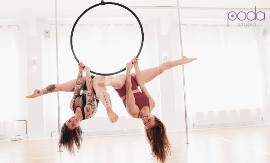 Image 11: Bis zu 50% Rabatt auf den Fitnessstudio – Sexy Fitness bei Poda Studio Pole Dance Aachen