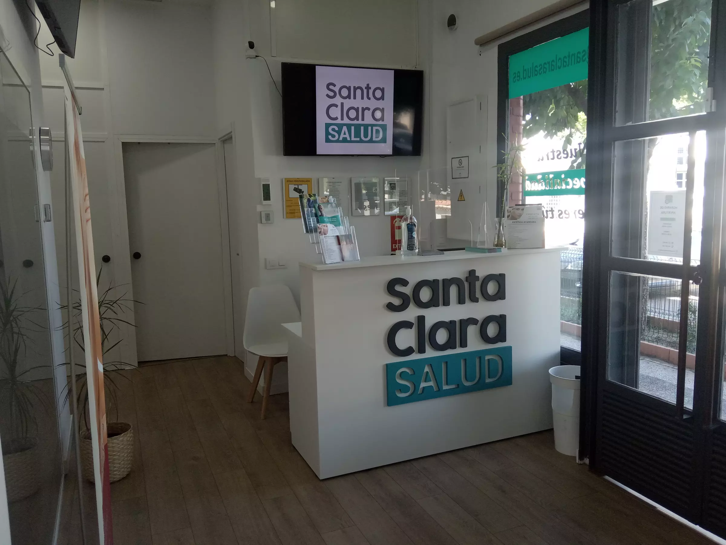 ¡Sonríe sin preocupaciones! ¡Un chequeo dental en Santa Clara Salud!