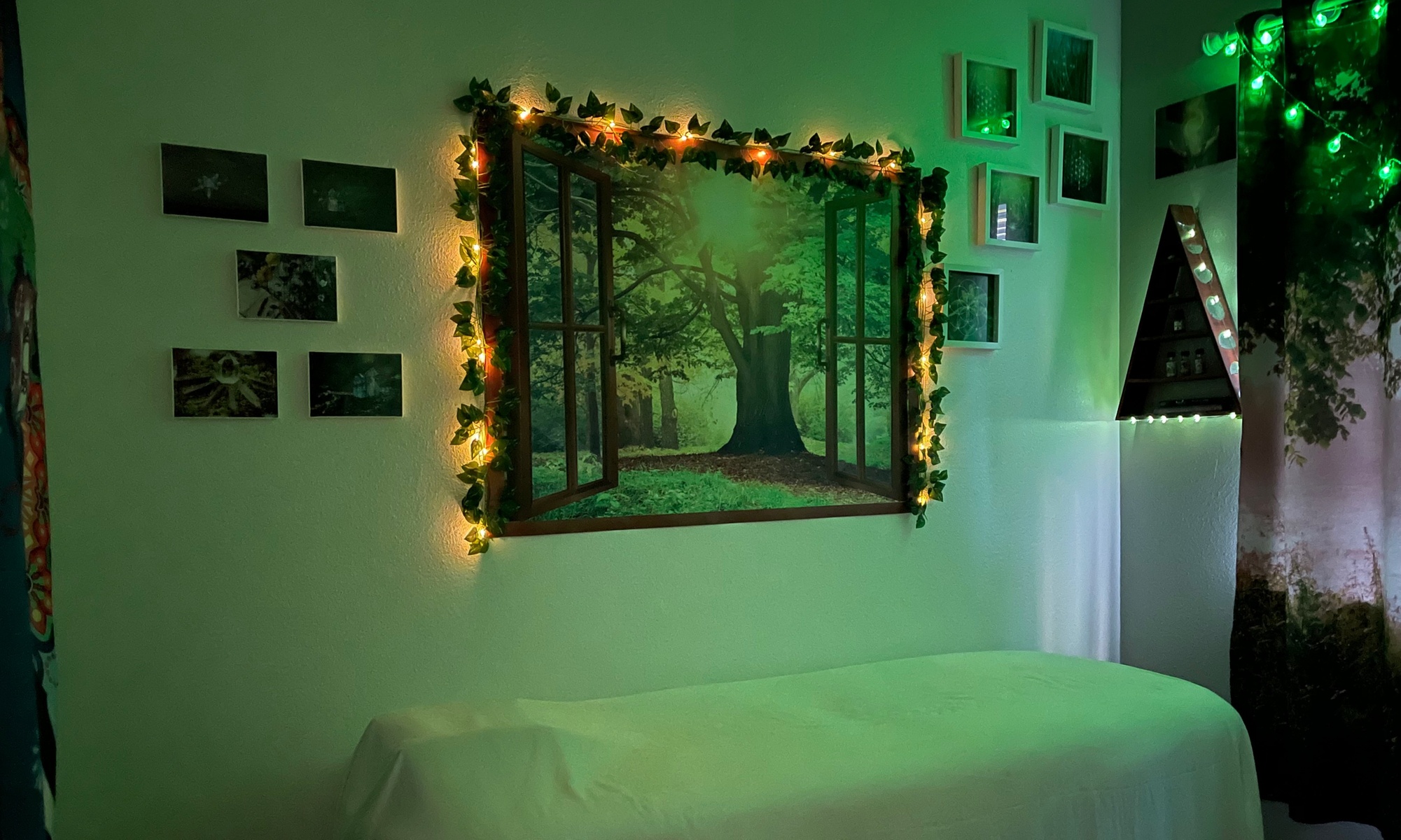 70 or 105-Minute Customized Massage with Chakra Stones & Aromatherapy