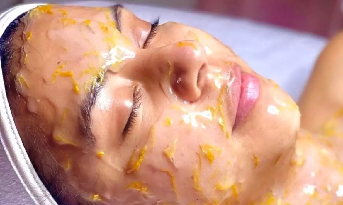 Experience Brittney Love Beauty's range of facials and waxing services with up to 48% off, including dermaplane treatments - Primary Image