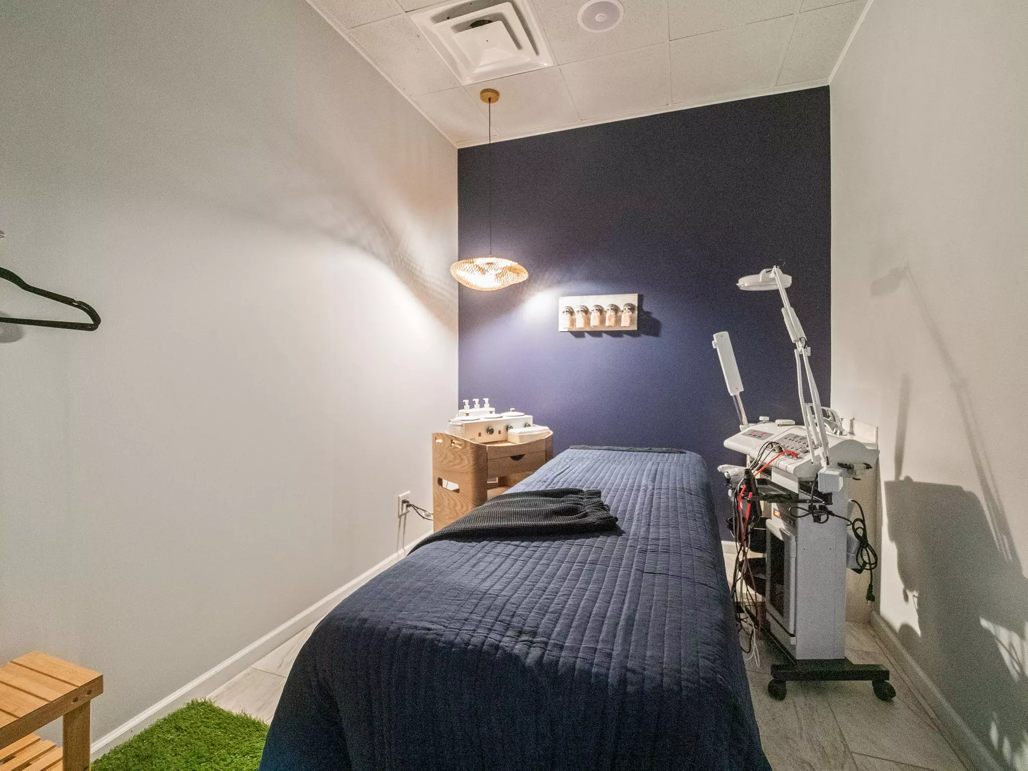 Huevine Wellness + Medspa Provides Long-lasting Smoothness with the Underarm Sugaring Package (Up to 40% Off) - Second Medium