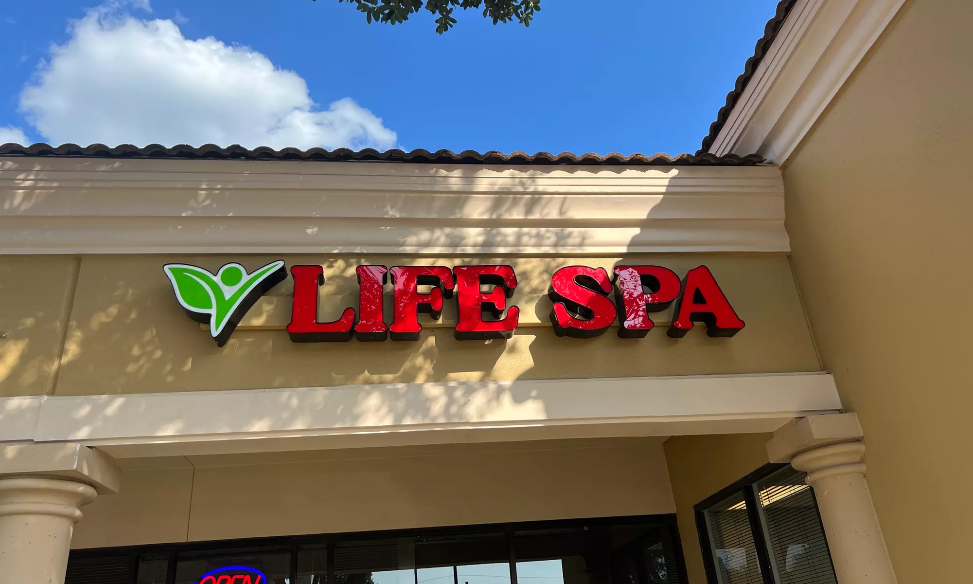 Relax with 30 or 60-Minute Stress Away Package Including Head Massage at Life Spa (Up to 45% Off) - Primary Image