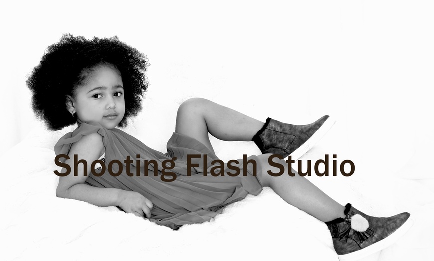 Image 5: Shooting enfants STUDIO POSE AGENCE