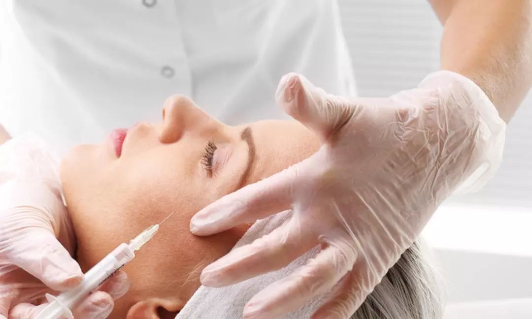 Up to 43% Off on Platelet Rich Fibrin Under eye /Hair Restoration - Non-Surgical at Roxy Aesthetics - Second Medium
