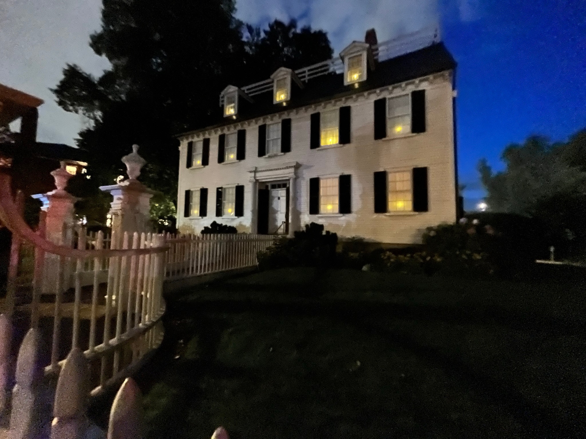 Thrilling Salem Ghost Tour with Haunted Sites & Movie Locations!
