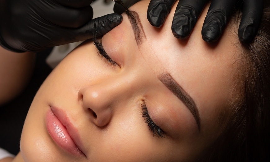 Image 1: Up to 55% Off on Permanent Makeup at Daisys Dash of Beauty
