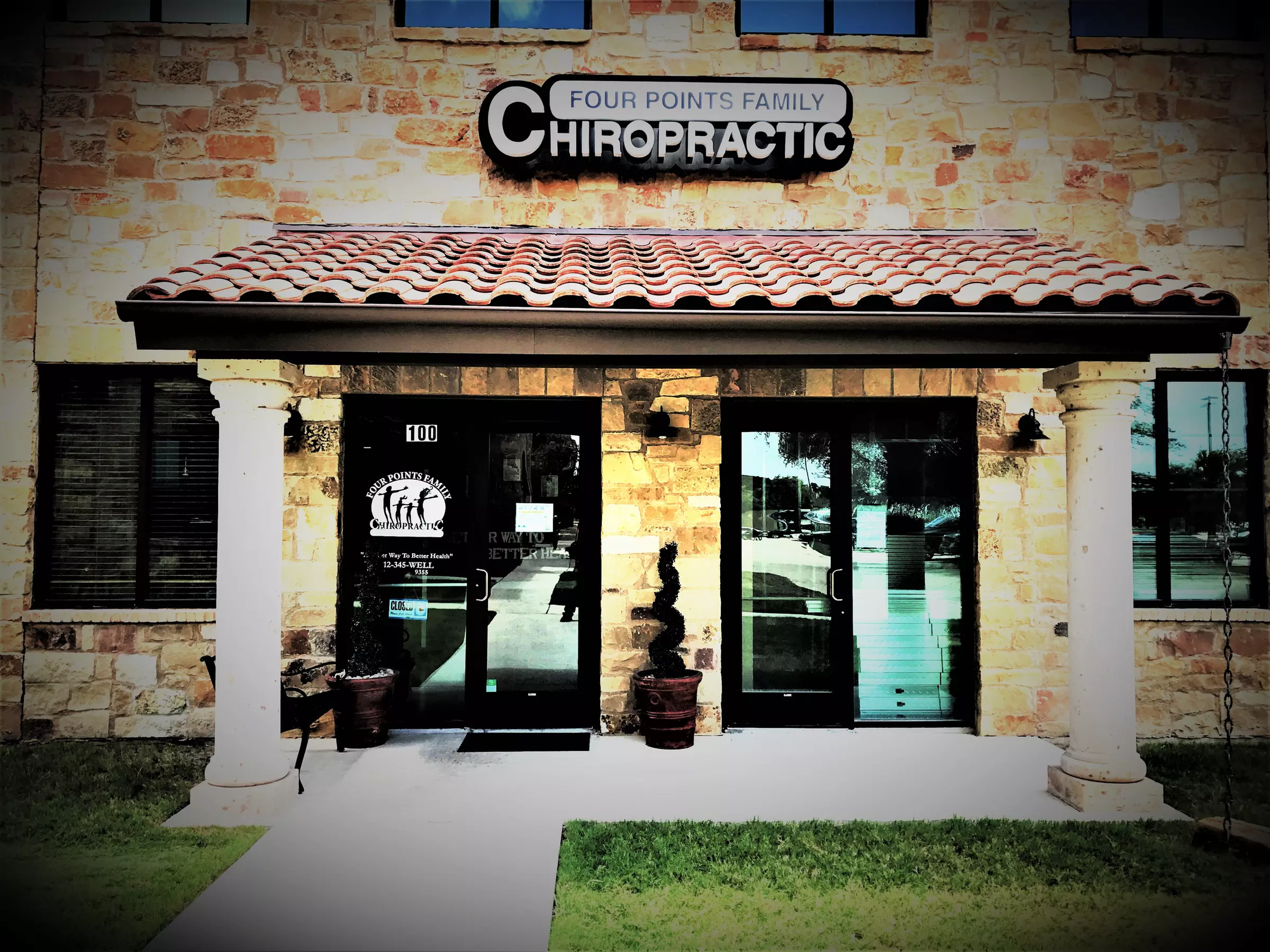 Discover Four Points Family Chiropractic: Consultation, Exam, X-Rays & Adjustments for Up to 85% Off - Primary Image